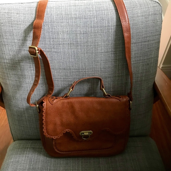 Modcloth Handbags - Modcloth Brown Shoulder Bag Flower Interior